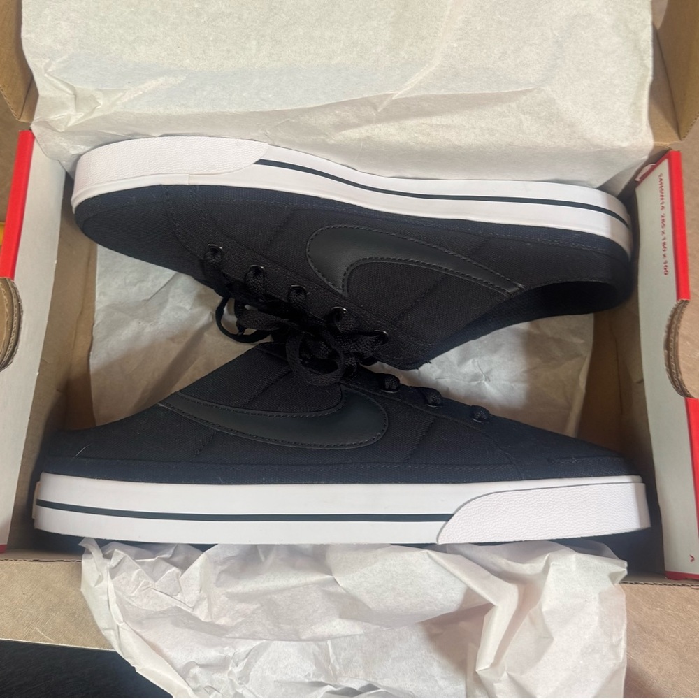 NIB Black Nike Women’s Court Legacy Mule Sneakers